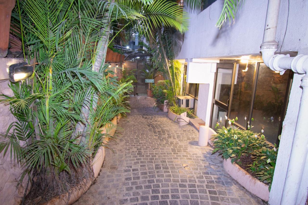 Octave Bund Garden Hotel Пюн Екстериор снимка
